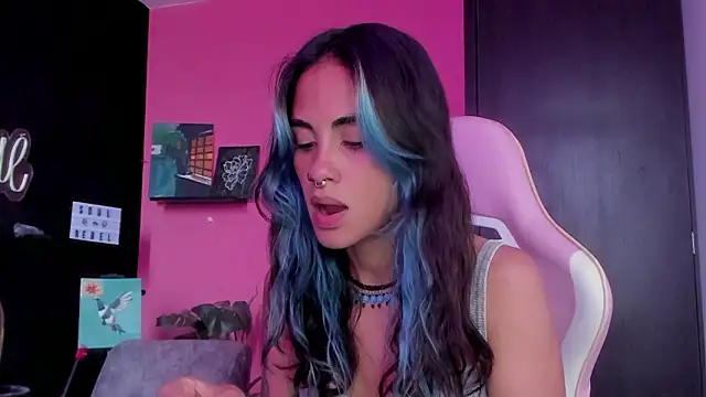 azula lillet online show from March 2026 08:24:02 PM