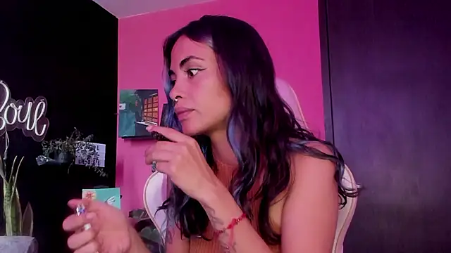 azula lillet online show from March 2026 09:00:02 PM