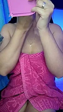 Girl kataleya10 online show from July 2026 11:00:01 PM