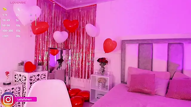 Leilafisherr online show from February 2026 10:09:02 PM