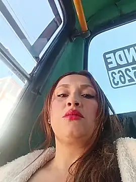 Alejandra N online show from May 2026 01:58:02 PM