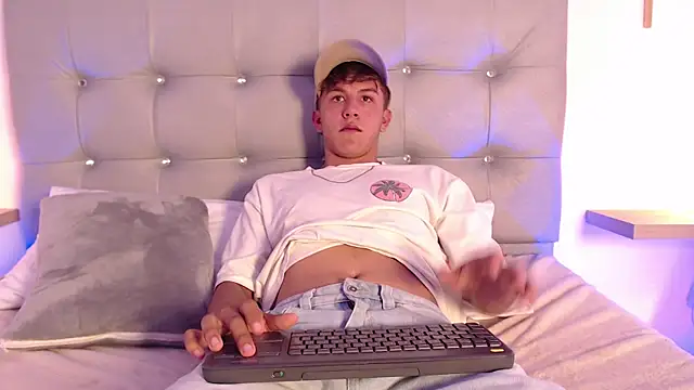 johnny blake  online show from January 2026 07:19:02 PM