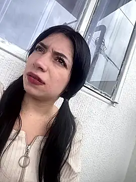 LunaSeduct online show from January 2026 04:22:02 PM