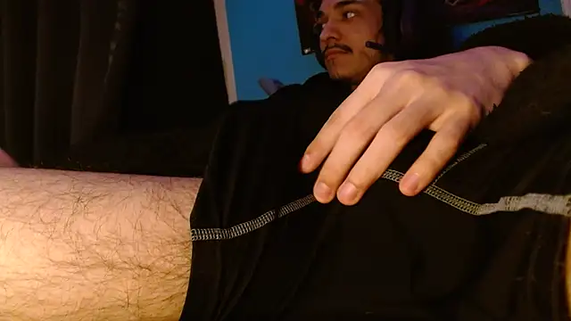 AnonymousTwinkie online show from January 2026 08:31:01 AM