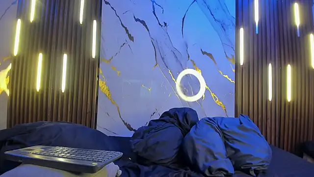 ThiagoBerry online show from February 2026 12:48:02 PM