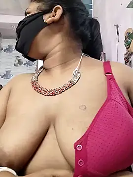 pinkisaha75 online show from April 2026 02:02:02 AM