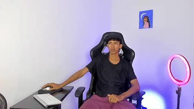 neitan miller  online show from May 2026 02:23:01 PM