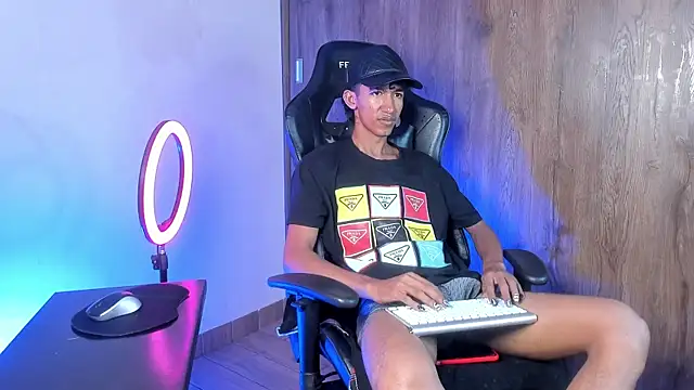 neitan miller  online show from April 2026 08:43:01 AM