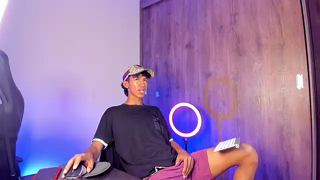 neitan miller  online show from March 2026 05:59:01 AM