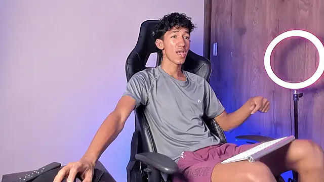 neitan miller  online show from February 2026 08:25:01 PM