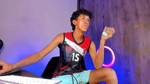 neitan miller  online show from March 2026 08:29:01 AM