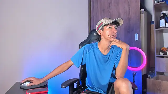 neitan miller  online show from March 2026 06:52:01 AM