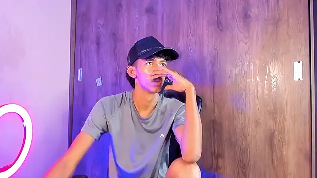 neitan miller  online show from April 2026 08:32:02 AM