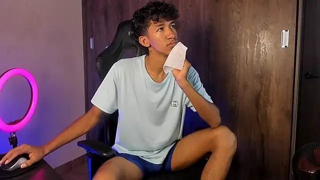 neitan miller  online show from April 2026 01:39:01 PM