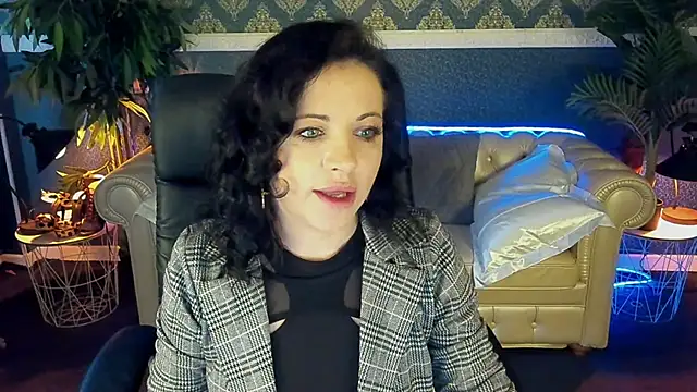 Dafni Monn online show from May 2026 05:59:02 AM