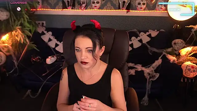 Snapshot of Dafni_Monn chatting on October 2025 06:54:01 AM Dafni Monn online show from October 2025 06:54:01 AM