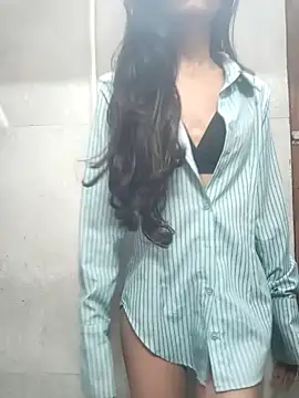 xoxoashi online show from February 2026 07:13:01 PM