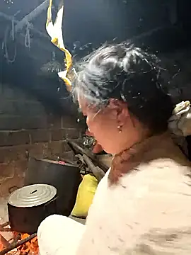 yu--yo online show from January 2026 12:05:02 AM