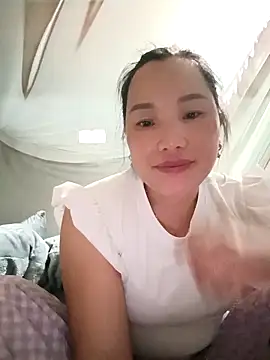 yu--yo online show from April 2026 05:20:06 AM