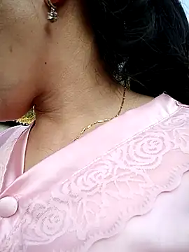 yu--yo online show from April 2026 12:07:01 AM