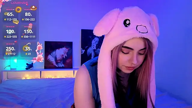 ForEvaRrr online show from April 2026 09:27:01 AM