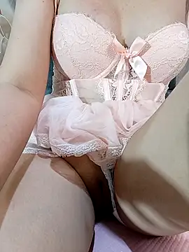 MiaBaba online show from March 2026 08:10:01 PM