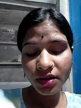 Nirasha cute online show from February 2026 06:51:01 PM