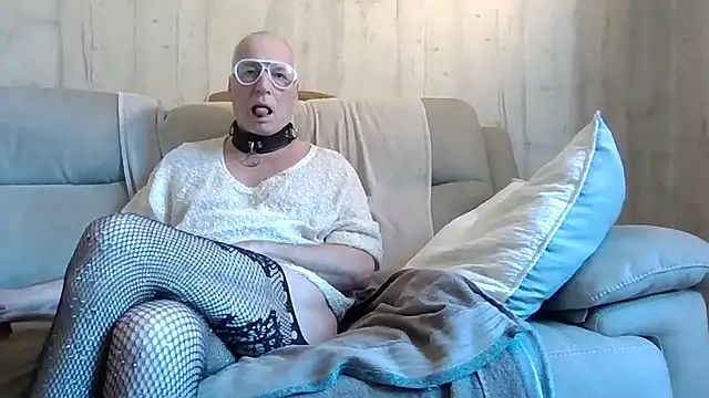 Helinetrav online show from March 2026 08:57:01 AM