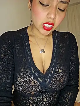 Angelmoon04 online show from April 2026 02:01:01 AM