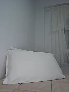 Snapshot of Angelmoon04 chatting on June 2026 03:26:02 AM Angelmoon04 online show from June 2026 03:26:02 AM