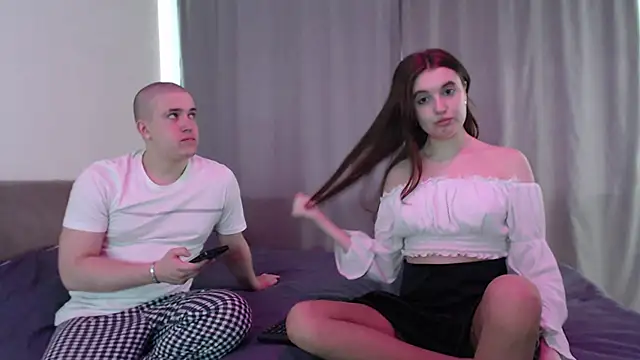 Eva Alex  online show from April 2026 02:18:01 AM