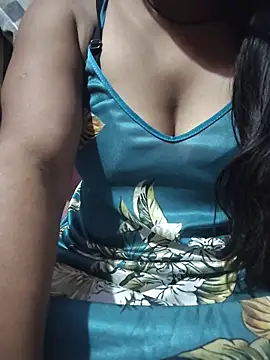 Nilam cute online show from June 2026 07:04:01 PM