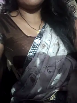 Nilam cute online show from May 2026 03:17:01 PM