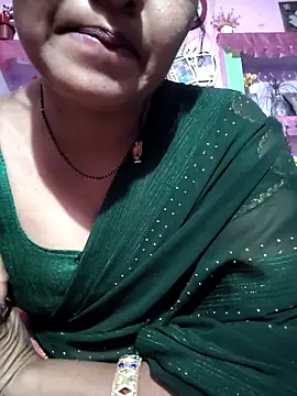 Nilam cute online show from February 2026 06:51:02 PM