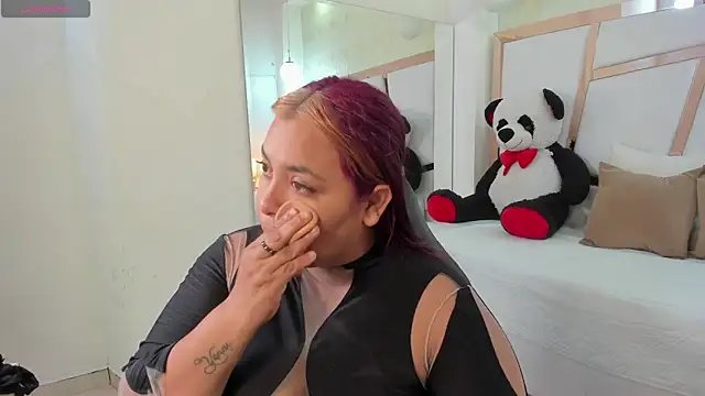 tatikanyx online show from February 2026 11:54:01 AM