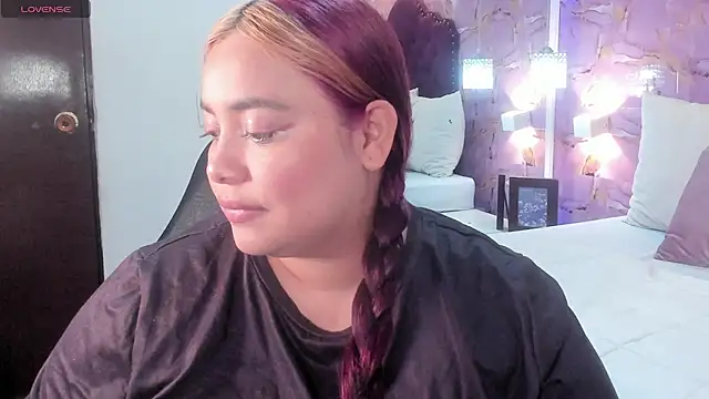 tatikanyx online show from February 2026 01:11:01 PM