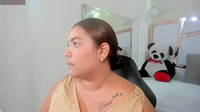 tatikanyx online show from May 2026 12:04:01 PM