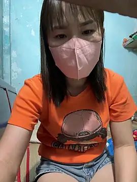 Snapshot of July-love chatting on February 2026 01:10:01 PM July-love online show from February 2026 01:10:01 PM