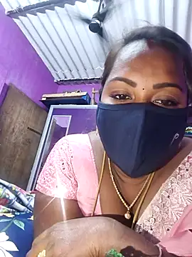 Snapshot of Tamil_Hot_Priya chatting on January 2026 06:12:01 PM Tamil Hot Priya online show from January 2026 06:12:01 PM