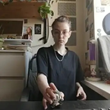 Shy Bamby online show from April 2026 11:25:02 AM