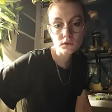 Shy Bamby online show from February 2026 10:21:02 PM