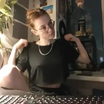 Shy Bamby online show from February 2026 07:47:01 PM