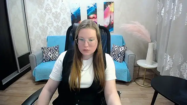 Snapshot of kuri_u chatting on January 2026 10:54:02 AM kuri u online show from January 2026 10:54:02 AM