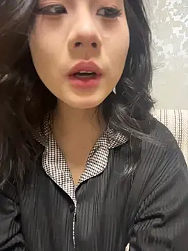 Uli a online show from January 2026 05:52:01 PM