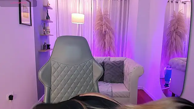 taylor smiith1 online show from January 2026 08:23:02 PM