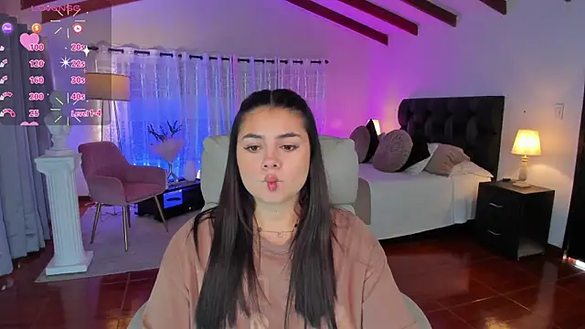taylor smiith1 online show from May 2026 11:35:01 AM