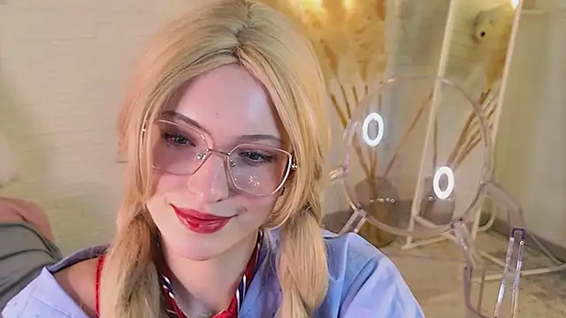 Snapshot of Yayaa_Love chatting on March 2026 04:14:02 PM Yayaa Love online show from March 2026 04:14:02 PM