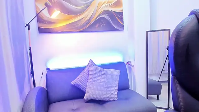 Britney Cortez online show from February 2026 12:13:02 PM