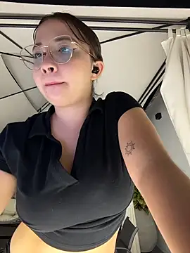 AliciaWhite nt online show from May 2026 01:48:01 AM