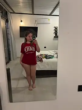 AliciaWhite nt online show from May 2026 12:14:02 AM